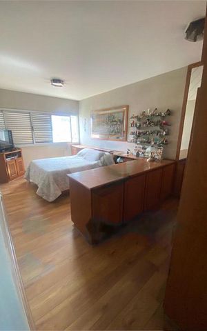 Apartamento à venda com 160m², 3 quartos e 3 vagas