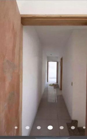 Casa de condomínio à venda com 129m², 3 quartos e 4 vagas