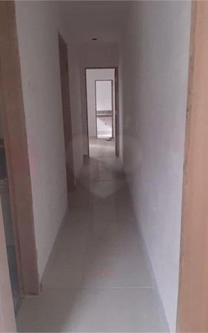 Casa de condomínio à venda com 129m², 3 quartos e 4 vagas