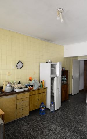 Casa à venda com 126m², 2 quartos e 2 vagasCozinha