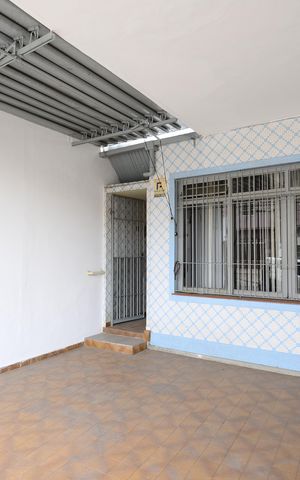 Casa à venda com 126m², 2 quartos e 2 vagasGaragem