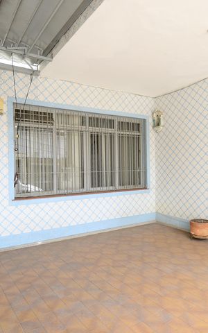 Casa à venda com 126m², 2 quartos e 2 vagasGaragem