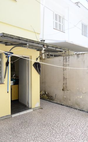 Casa à venda com 126m², 2 quartos e 2 vagasÁrea Externa