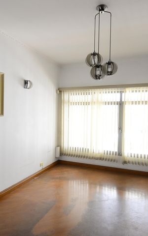 Casa à venda com 126m², 2 quartos e 2 vagasSala