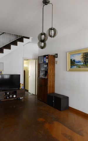 Casa à venda com 126m², 2 quartos e 2 vagasSala