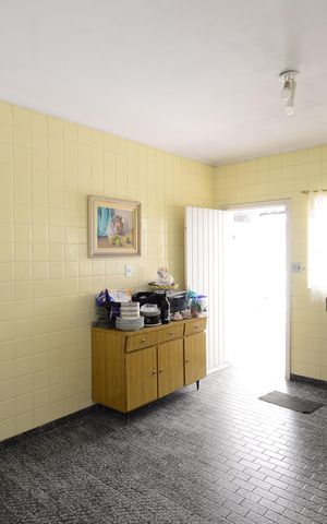 Casa à venda com 126m², 2 quartos e 2 vagasCozinha