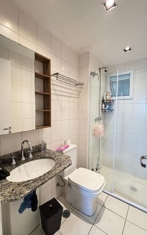 Apartamento à venda com 77m², 2 quartos e 2 vagas Apartamento à venda com 77m², 2 quartos e 2 vagasBanheiro