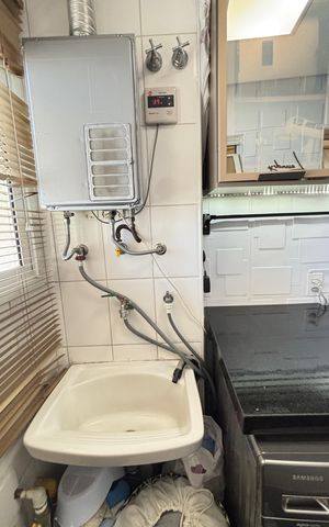 Apartamento à venda com 77m², 2 quartos e 2 vagas Apartamento à venda com 77m², 2 quartos e 2 vagasÁrea de Serviço