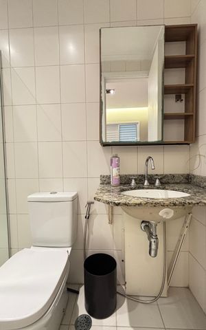 Apartamento à venda com 77m², 2 quartos e 2 vagas Apartamento à venda com 77m², 2 quartos e 2 vagasBanheiro da Suíte