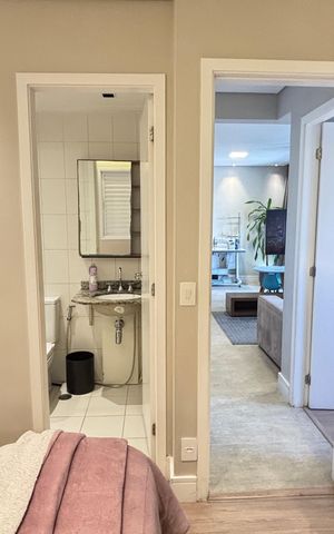 Apartamento à venda com 77m², 2 quartos e 2 vagas Apartamento à venda com 77m², 2 quartos e 2 vagasSuite