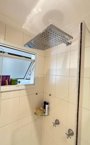 Apartamento à venda com 77m², 2 quartos e 2 vagas Apartamento à venda com 77m², 2 quartos e 2 vagasBanheiro da Suíte