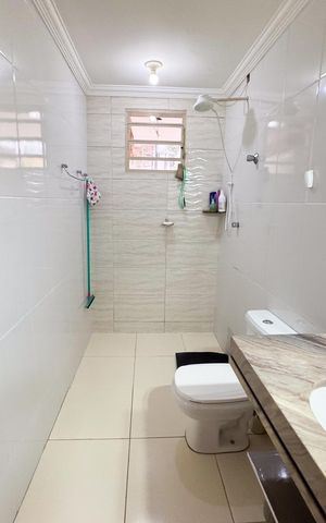 Casa à venda com 280m², 2 quartos e 3 vagasBanheiro