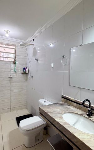 Casa à venda com 280m², 2 quartos e 3 vagasBanheiro