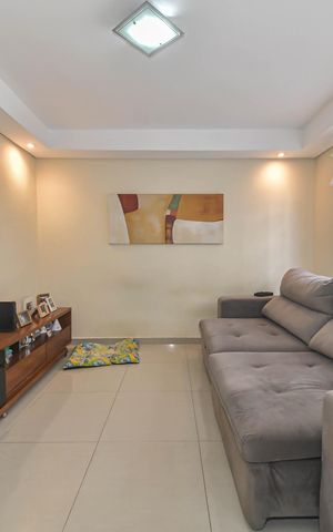 Casa de condomínio à venda com 96m², 3 quartos e 3 vagasSala