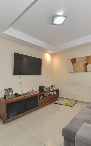 Casa de condomínio à venda com 96m², 3 quartos e 3 vagasSala