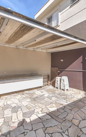 Casa de condomínio à venda com 96m², 3 quartos e 3 vagasÁrea comum