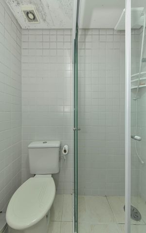 Casa de condomínio à venda com 96m², 3 quartos e 3 vagasBanheiro Social