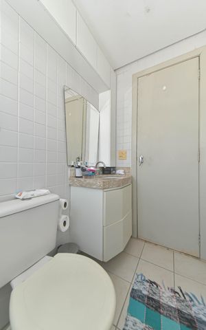 Casa de condomínio à venda com 96m², 3 quartos e 3 vagasBanheiro da Suíte