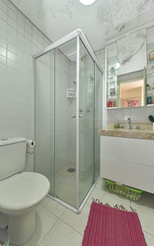 Casa de condomínio à venda com 96m², 3 quartos e 3 vagasBanheiro Social