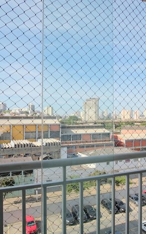 Apartamento à venda com 65m², 3 quartos e 1 vagaVaranda