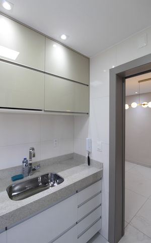 Apartamento para alugar com 160m², 2 quartos e 2 vagasCozinha