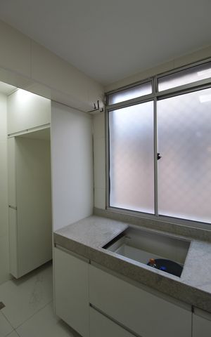 Apartamento para alugar com 160m², 2 quartos e 2 vagasCozinha