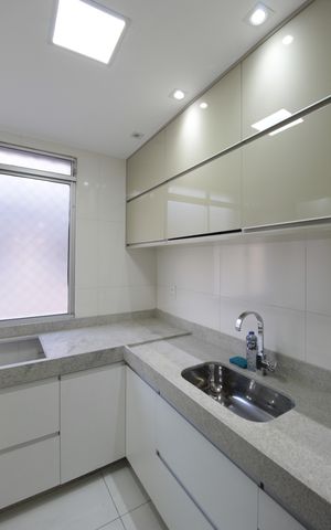 Apartamento para alugar com 160m², 2 quartos e 2 vagasCozinha