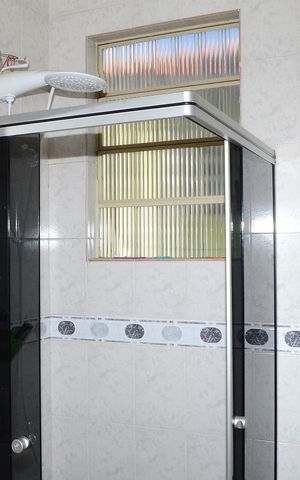 Casa à venda com 300m², 3 quartos e sem vagaBanheiro