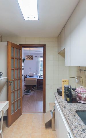 Apartamento à venda com 90m², 3 quartos e 2 vagasCozinha