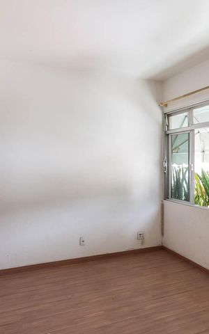 Apartamento à venda com 90m², 3 quartos e 2 vagasSuíte