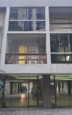 Apartamento à venda com 101m², 2 quartos e 1 vagaFachada