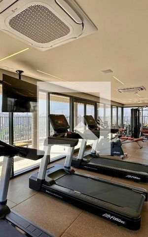 Studio à venda com 30m², 1 quarto e sem vaga Studio à venda com 30m², 1 quarto e sem vagaAcademia