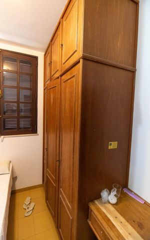 Casa de condomínio à venda com 1100m², 4 quartos e 4 vagas Casa de condomínio à venda com 1100m², 4 quartos e 4 vagasQuarto de Serviço