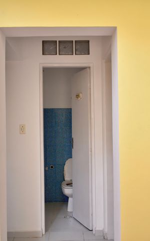 Casa à venda com 160m², 2 quartos e 2 vagas Casa à venda com 160m², 2 quartos e 2 vagasEdícula
