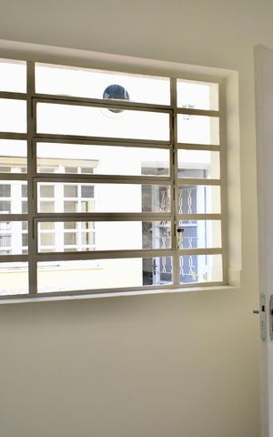 Casa à venda com 160m², 2 quartos e 2 vagas Casa à venda com 160m², 2 quartos e 2 vagasEdícula