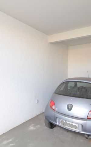 Casa à venda com 120m², 3 quartos e 2 vagasGaragem