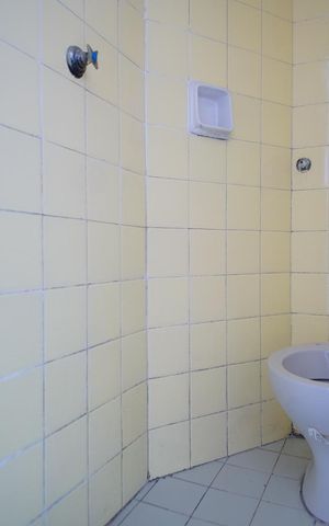 Apartamento para alugar com 72m², 2 quartos e sem vagaBanheiro de Serviço
