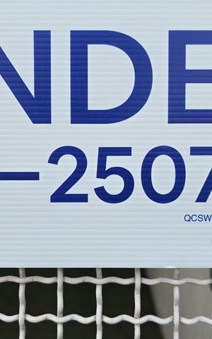 Casa à venda com 120m², 2 quartos e 1 vaga Casa à venda com 120m², 2 quartos e 1 vagaPlaca