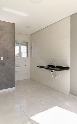 Casa de condomínio à venda com 32m², 2 quartos e sem vaga Casa de condomínio à venda com 32m², 2 quartos e sem vagaSala