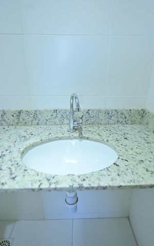 Apartamento à venda com 65m², 2 quartos e 1 vaga Apartamento à venda com 65m², 2 quartos e 1 vagaBanheiro