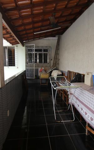 Casa à venda com 225m², 3 quartos e 2 vagasÁrea de Serviço