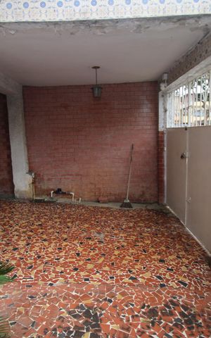 Casa à venda com 225m², 3 quartos e 2 vagasGaragem