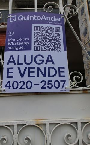 Casa à venda com 225m², 3 quartos e 2 vagasPlaca