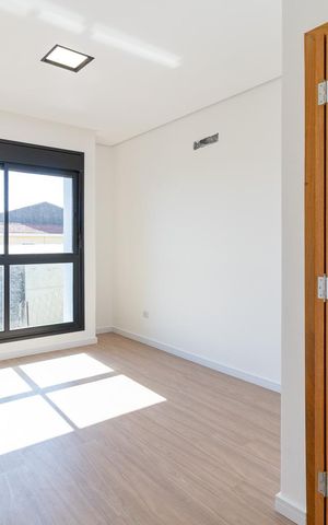 Casa à venda com 200m², 3 quartos e 2 vagasSuíte 01