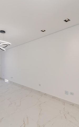 Casa à venda com 200m², 3 quartos e 2 vagasSala