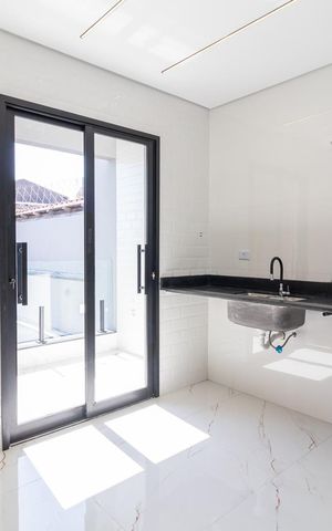 Casa à venda com 200m², 3 quartos e 2 vagasCozinha