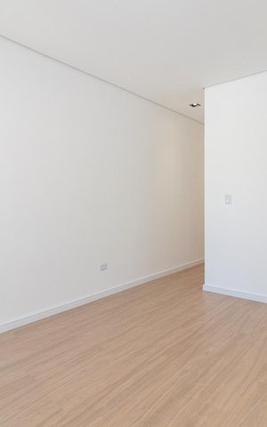 Casa à venda com 200m², 3 quartos e 2 vagasSuíte 03