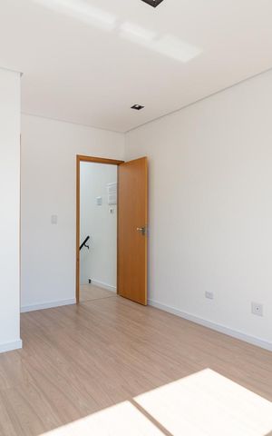 Casa à venda com 200m², 3 quartos e 2 vagasSuíte 01