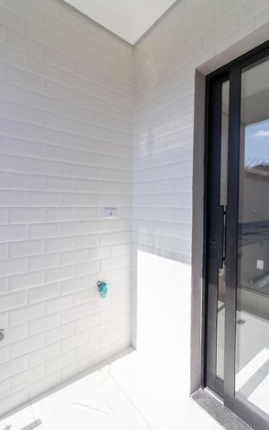 Casa à venda com 200m², 3 quartos e 2 vagasÁrea de Serviço