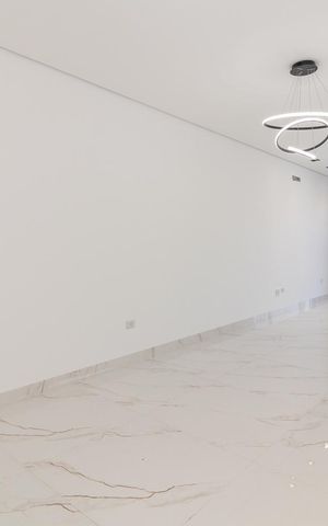 Casa à venda com 200m², 3 quartos e 2 vagasSala